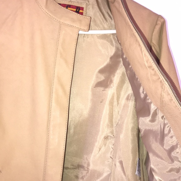 ❄️WINTER SALE❄️ Womens leather jacket - Picture 5 of 8